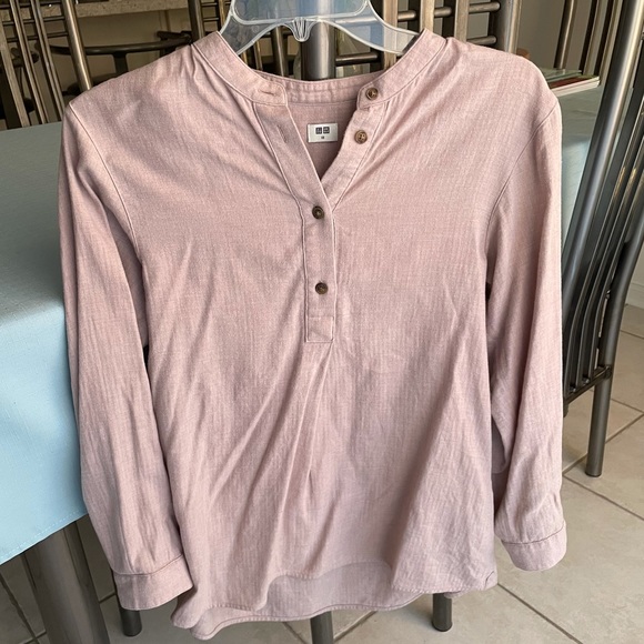 Uniqlo Botton Long-sleeve Top (XS or S) - Picture 1 of 6